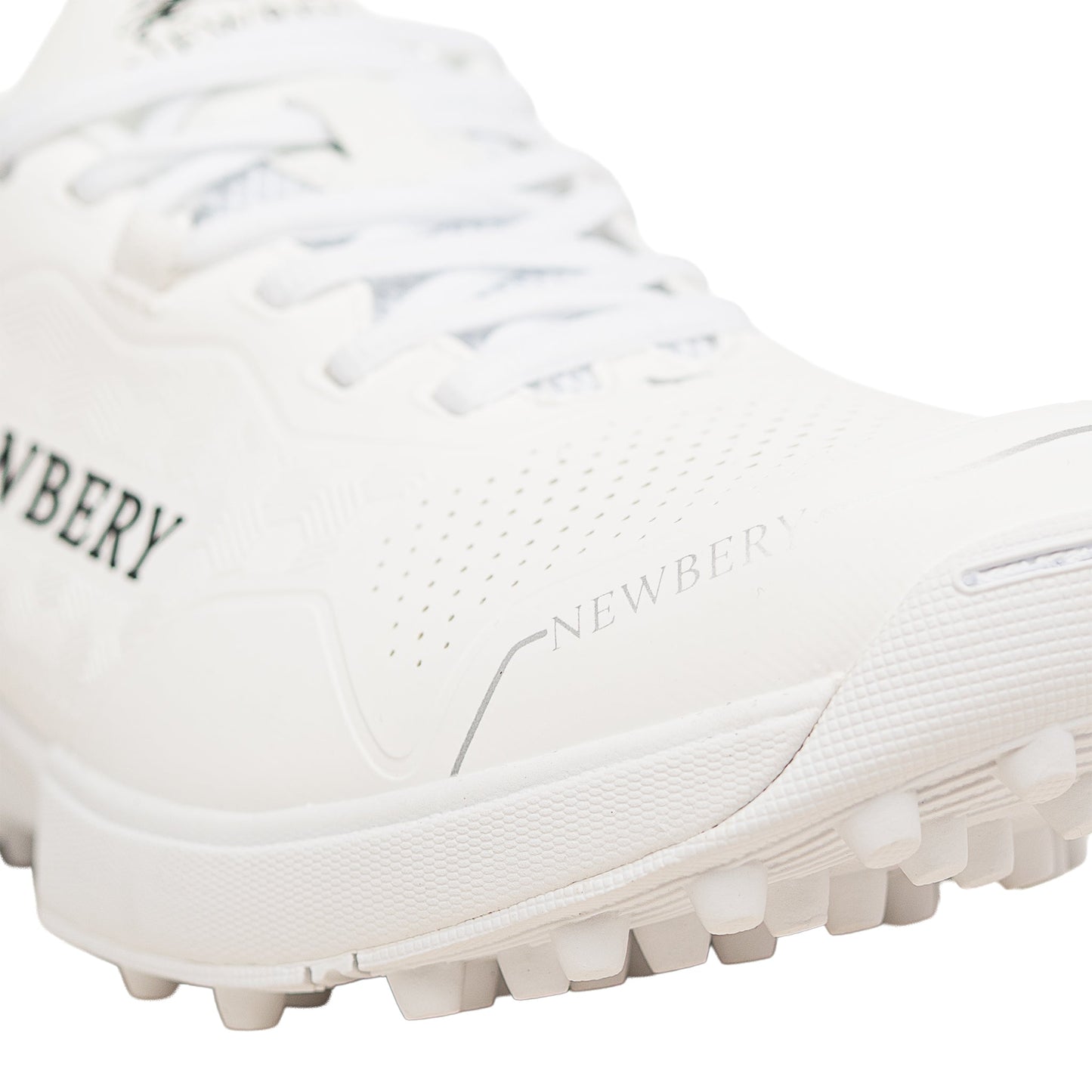 Newbery 360 Cricket Shoe (White Full Rubber)