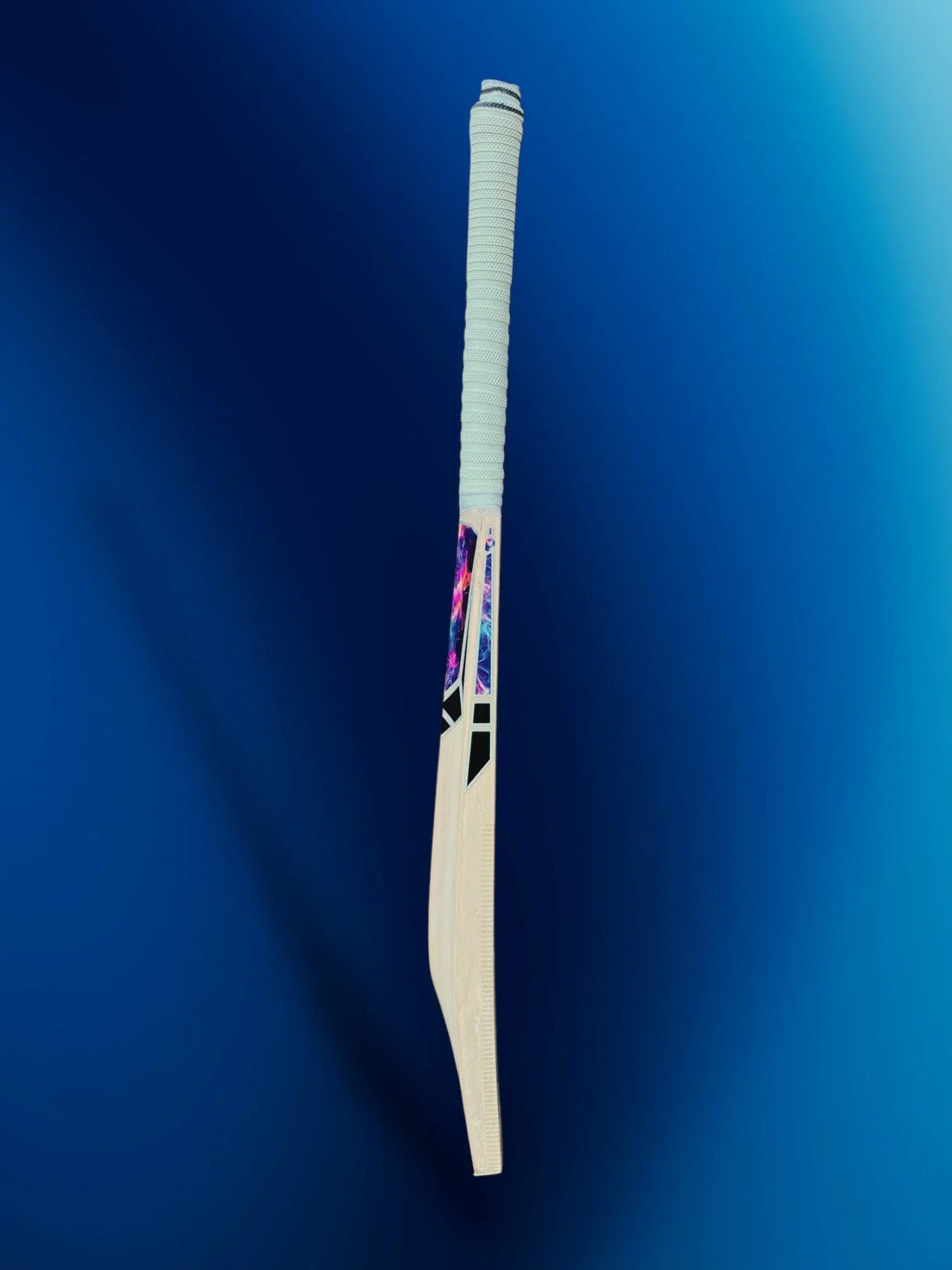Prophecy Pyro Cricket Bat (Adult)